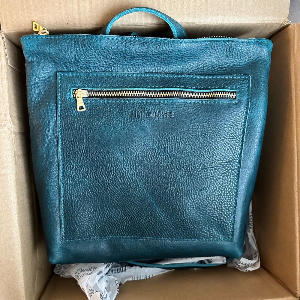 LAGOON AP Portland Leather Backpack tote